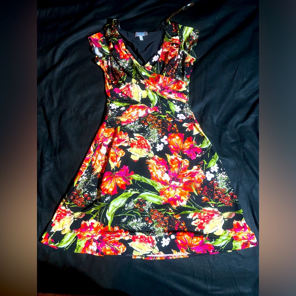 B slim Floral faux Wrap Dress size small